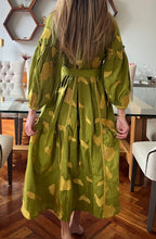 Load image into Gallery viewer, Collecte D’or Green Dress
