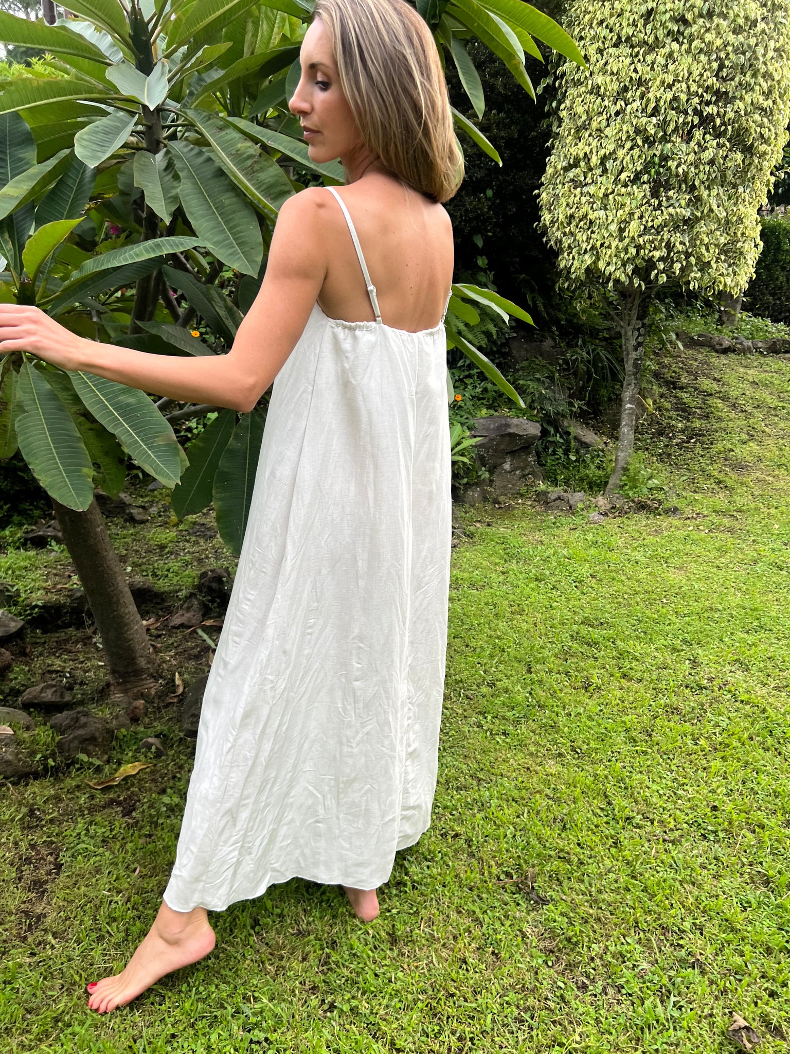 100% Turkish Linen Off-white Dress Palo de Yucca 100% Turkish Linen Off-white Dress Palo de Yucca