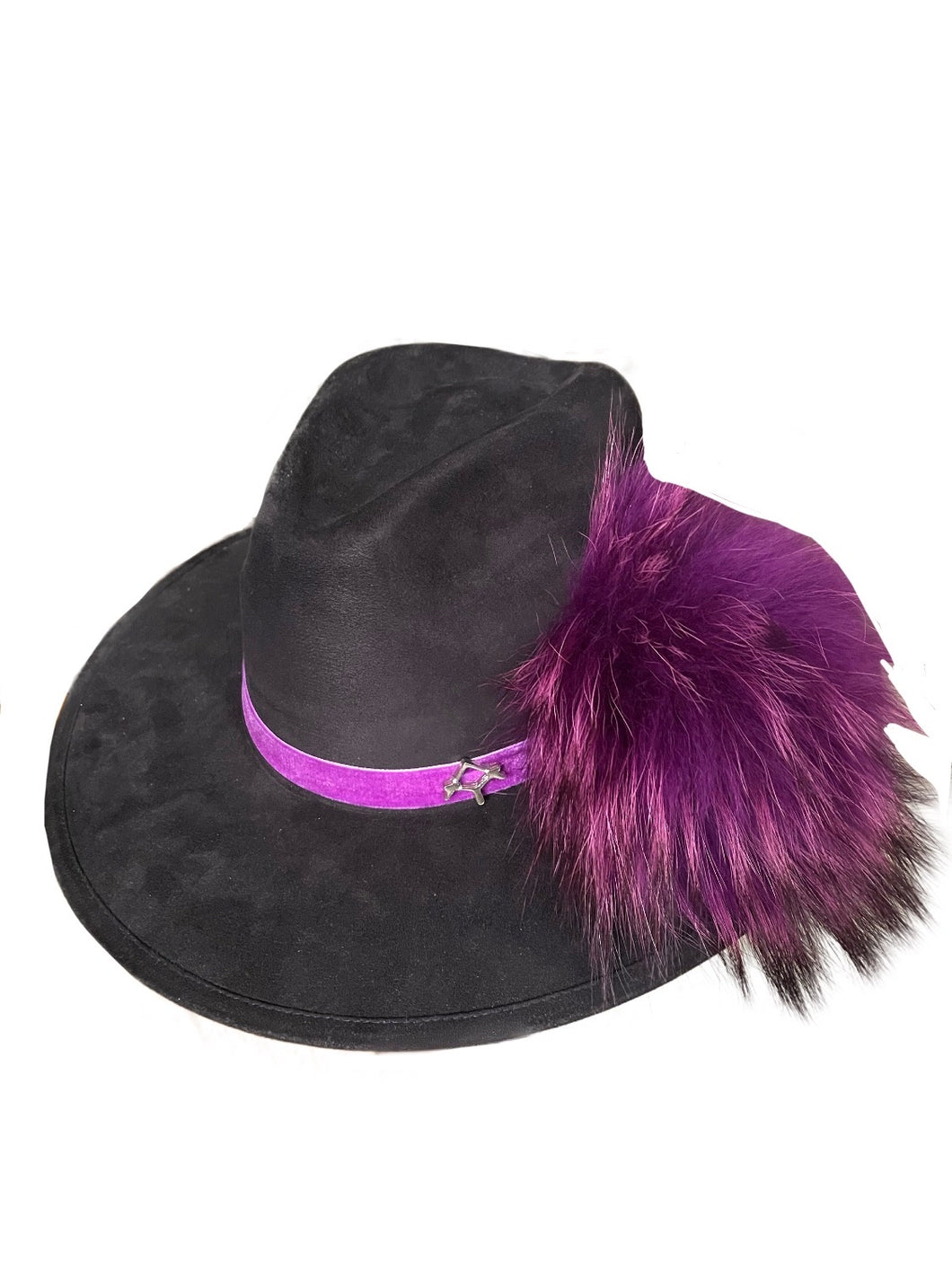 Analia Black Hat