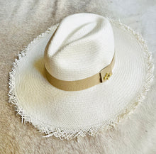 Load image into Gallery viewer, Del Mar Ivory Straw Hat
